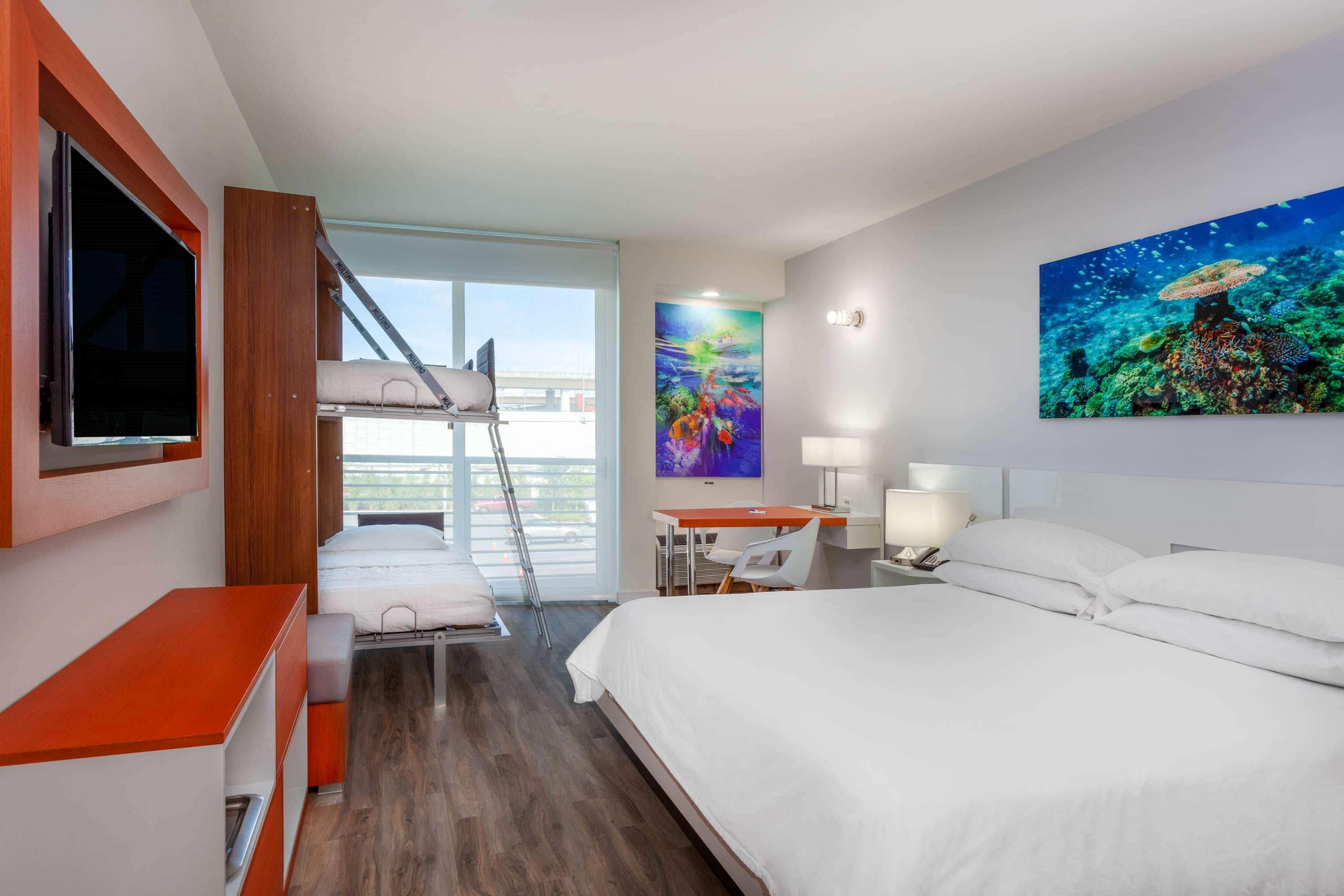 Maritime Hotel Fort Lauderdale Airport & Cruiseport Exterior photo